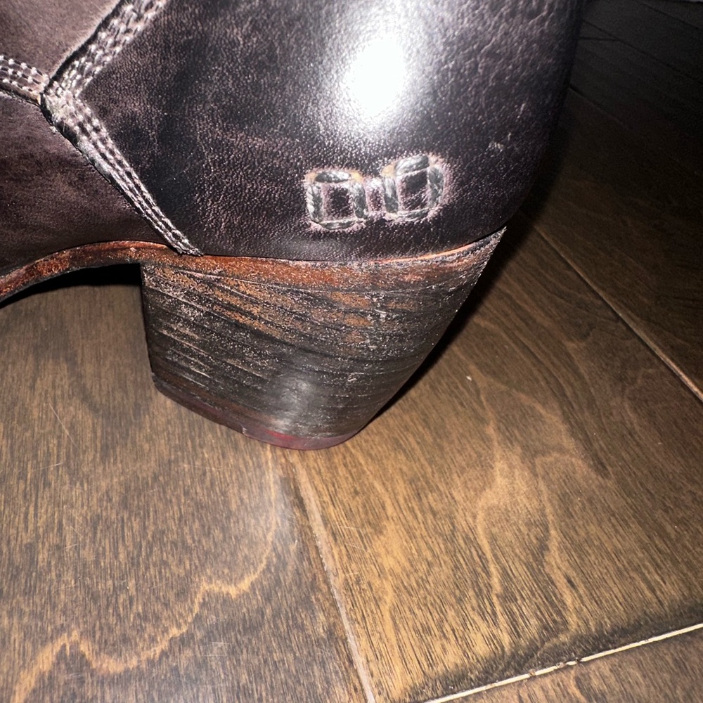 BED|STU Brown Lace-Up Leather Ankle Boots with Red Lining - Picture 13 of 16